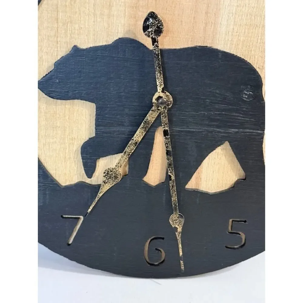 Young's Inc Wood Bear Carved Wall Clock Farmhouse Mountain Lodge 14